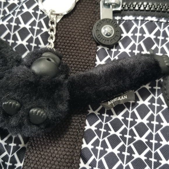 Kipling Art Mini Printed Shoulder Bag In Black And White K Pattern - Picture 9 of 14